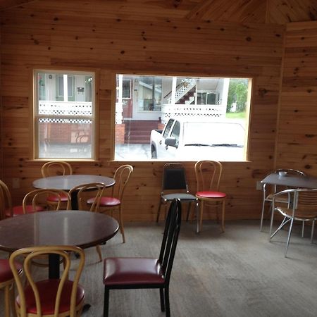 Northern Peaks Motor Inn Горем Экстерьер фото